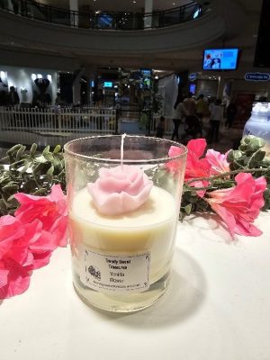 Vanilla Rose Flower Candle