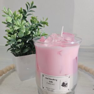 iced strawberry latte candle